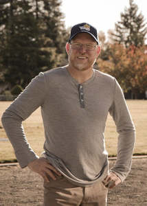 Mens Sewing Patterns: Thread Theory Strathcona Henley T-shirt