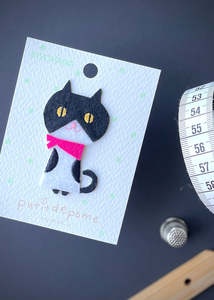 Labels: Iron on Patch - The Cat's Meow