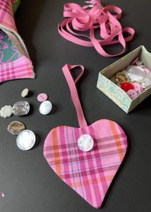 Accessories: Christmas Heart Sewing Pattern