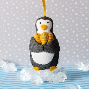 Latest: Penguin Felt Craft Mini Kit