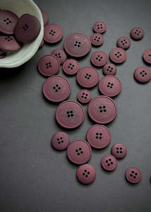 Buttons: Recycled Hemp Button - Bordeaux