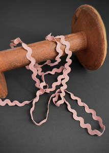 Ribbon Trim: Pure Cotton Ric Rac, Dusty Rose