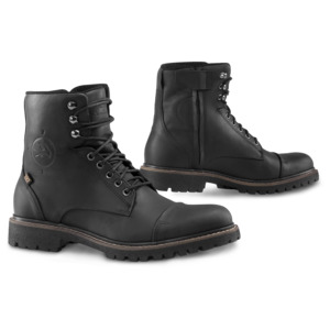 Street Commuting Motorcycle Gear: Gordon 2 Boots