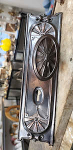 Pre 1925s: Victorian Door Handle and Plate       VH7