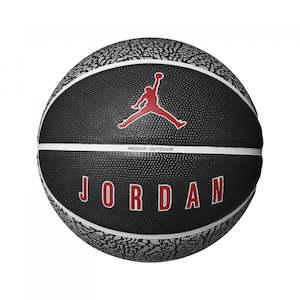 Basketball: Jordan Playground 2.0 8P - Size 7