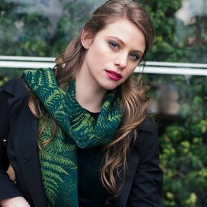 Products: Sue Wickison Design – Pique – Punga Scarf