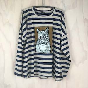 Vesta Longsleeve Sweater - Stripey Cat Lucky Last size med
