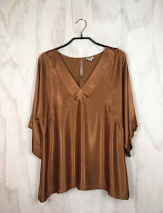 Tops 22: Vesta V Mezzo Top -  Cognac