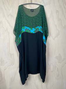 Dresses Summer 2022 23: Juna Silk T Dress / Forest Feline