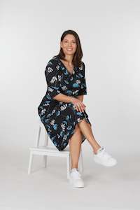 Vesta V Collar Dress - Flyaway