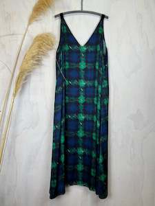 Linen: Juna Pocket Pinni Dress - Plaid