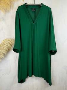 Juna 26: Juna V Crepe Top | Forest