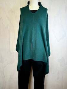 Knitwear 25: All Seasons Poncho  | British Racing Green