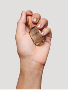 Little Things: Sienna Nail Polish / Devine