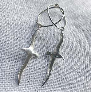 Jewellery 2023: Albatross sterling silver drop earrings | Small