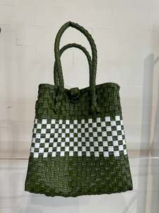 Accessories: Turtle Totes | Punga- M