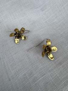 Gold gilded Manuka Hooks by Michele Johnson