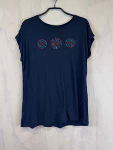 Pluto: Pluto Alice T | Navy Bamboo Triple Flower