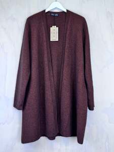 Dani Long Cardy  | Rimu