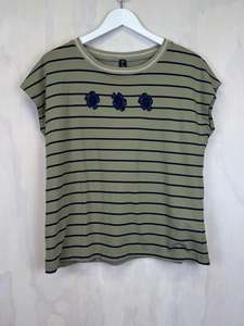 Pluto Alice Top | Sage Ink Triple Flower