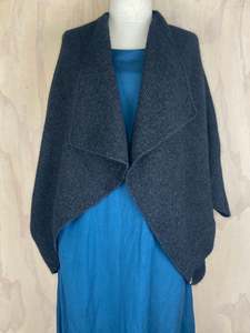 Winter 23: Longline Wrap / Charcoal