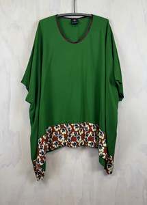 Banded T | Leaf