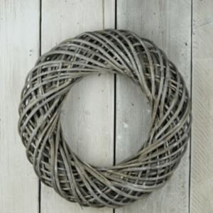 Products: Natural Grey-Washed Willow Wreath