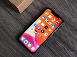 Products: Apple iPhone 11 128GB Black ( Refurbished )