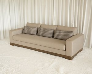 Products: Phoenix Settee - Modern Chair