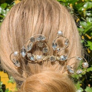Curvy Crystal and Pearl Bridal Comb