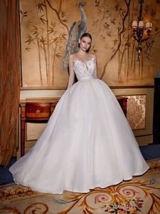 Strapless Princess Organza Gown with Lace Bodice