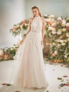 Products: Stunning halter neck wedding gown
