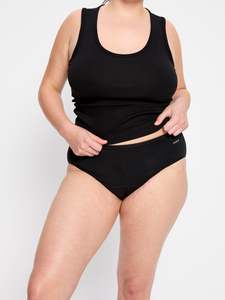 Basic Mid-Rise Brief Super Black