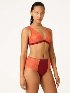 Manon Hi Waist Brief Moderate-Heavy Bordeaux Red