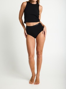 Classic: Classic Full Brief Moderate Black