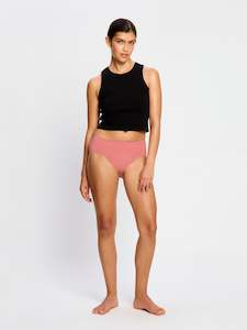 Basic Mid-Rise Brief Moderate Bedrose Pink