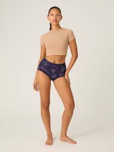 Brief: Classic Full Brief Moderate Passion Vine Navy