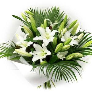 Bouquets: Lily Bouquet - White
