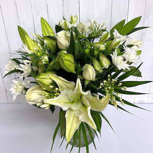 Bouquets: Scented White Bouquet