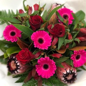 Gifts For Her: Hot Pink and Red Bouquet