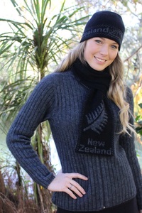 Products: Merino Possum Scarf – The Fern Loop