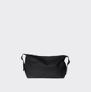 Mens Accessories: Rains Hilo Wash Bag Black