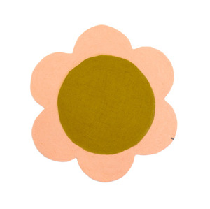 Rugs And Door Mats: Muskhane Daisy Rug Pure Blush/Pistachio