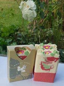 Pink Daisies Goat Milk Soap Mokau Soaps
