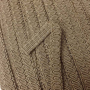 All: GIMP BRAID Scroll 15mm Natural