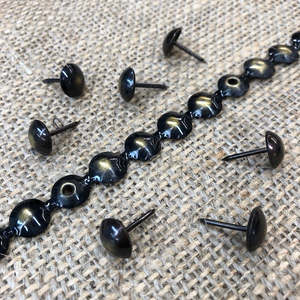 Upholstery Trimmings Nailhead Trim: NAILHEAD TRIM Antique Cat's Eye