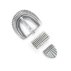 IVAN Starburst Buckle Set