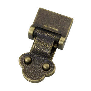 IVAN Trunk Clasp