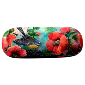NZ Artwork Glasses Case Fantail on Post