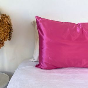 Top Sellers: 2 x Silk Pillowcase Standard - Fuchsia